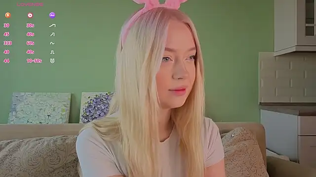 Chanelbayerr online show from May 14, 3:24 am
