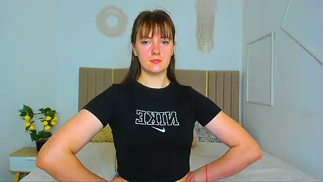 Cutie blushh online show from June 6, 7:46 am