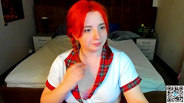 Snapshot of Lilli_Cass chatting on June 1, 11:01 am Lilli Cass online show from June 1, 11:01 am