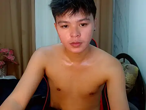 yourhotasiandoms online show from June 24, 4:22 am