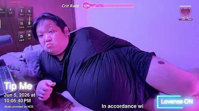 Snapshot of ChubbyBEAR039 chatting on June 5, 1:06 pm ChubbyBEAR039 online show from June 5, 1:06 pm