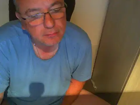 GeorgeCarlo online show from May 18, 6:03 pm