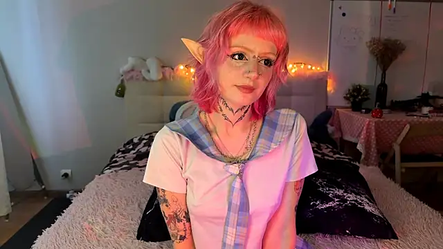 my pussy sweet online show from July 4, 6:25 pm