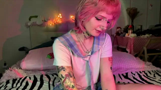 my pussy sweet online show from July 18, 7:50 pm