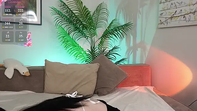 Snapshot of Rose_verby chatting on July 31, 4:12 am Rose verby online show from July 31, 4:12 am
