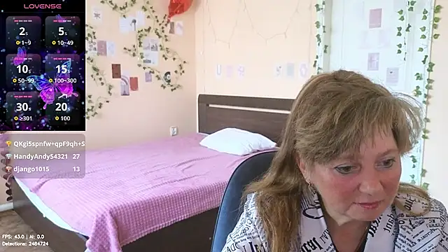 Snapshot of Melania_Cook chatting on July 16, 2:45 pm Melania Cook online show from July 16, 2:45 pm