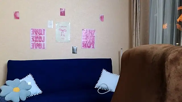Snapshot of Melania_Cook chatting on July 29, 9:24 pm Melania Cook online show from July 29, 9:24 pm
