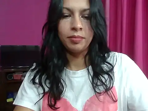 Snapshot of pamelaamorette chatting on May 19, 1:56 am pamelaamorette online show from May 19, 1:56 am