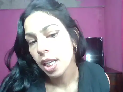 Snapshot of pamelaamorette chatting on June 8, 8:20 pm pamelaamorette online show from June 8, 8:20 pm