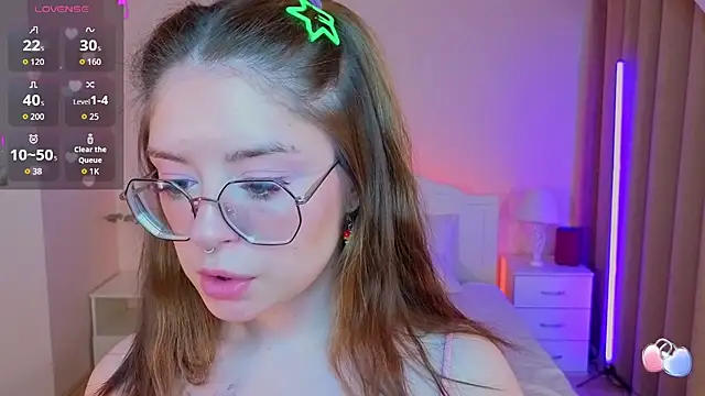 selenamils online show from June 10, 10:14 am