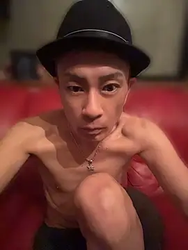 takashi1113 online show from June 3, 9:01 am