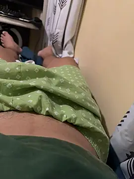 Snapshot of Ashtonfuckingboi chatting on July 28, 1:32 pm Ashtonfuckingboi online show from July 28, 1:32 pm