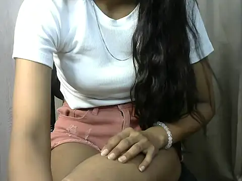 Snapshot of Nandanisexy chatting on June 15, 12:29 pm Nandanisexy online show from June 15, 12:29 pm