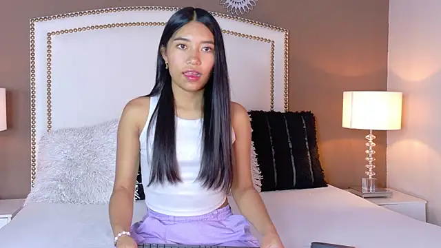 hanaluna  online show from July 17, 2:02 pm
