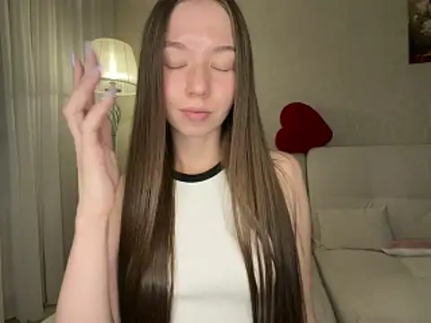 mystarAlice online show from June 17, 6:31 pm
