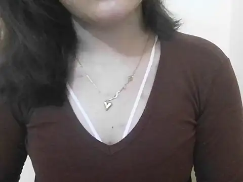 Snapshot of saniya_9 chatting on June 21, 11:13 am saniya 9 online show from June 21, 11:13 am