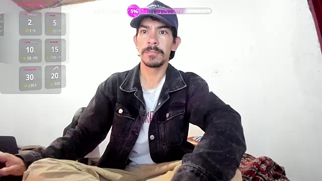 Snapshot of Piter_Drako chatting on June 11, 11:03 pm Piter Drako online show from June 11, 11:03 pm