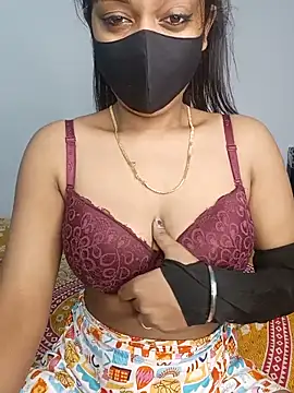 Snapshot of Menaxi_Baby7 chatting on May 17, 2:02 pm Menaxi Baby7 online show from May 17, 2:02 pm