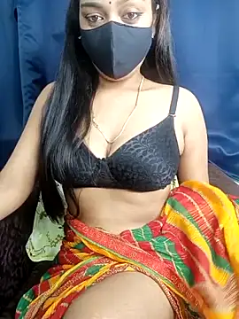 Snapshot of Menaxi_Baby7 chatting on May 19, 6:53 am Menaxi Baby7 online show from May 19, 6:53 am