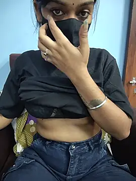 Snapshot of Menaxi_Baby7 chatting on July 15, 5:51 pm Menaxi Baby7 online show from July 15, 5:51 pm