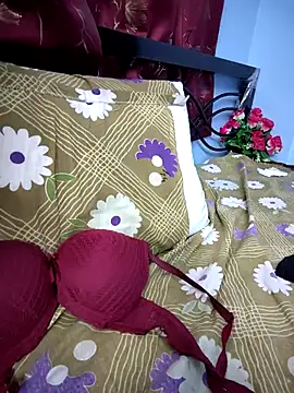 Snapshot of Menaxi_Baby7 chatting on July 30, 12:59 pm Menaxi Baby7 online show from July 30, 12:59 pm