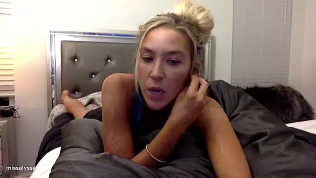 Misss alyssaaa online show from June 9, 4:13 am