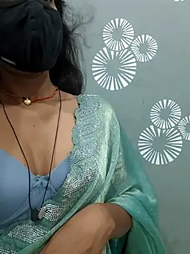 Hot Candy77 online show from July 4, 12:33 pm