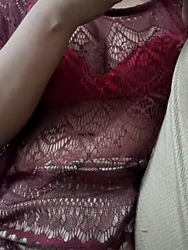 Lovely 08 online show from May 11, 7:47 am