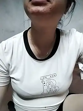 Girl lovebaby online show from May 30, 2:52 am
