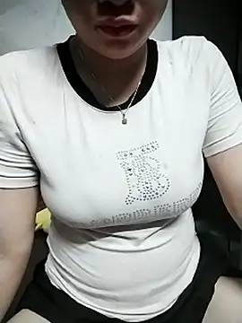 Girl lovebaby online show from June 5, 7:03 am