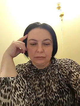 EmmaEmmy40 online show from May 2, 6:13 pm