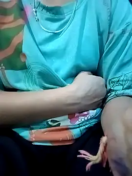 Snapshot of kiran-baby chatting on May 2, 1:27 pm kiran-baby online show from May 2, 1:27 pm