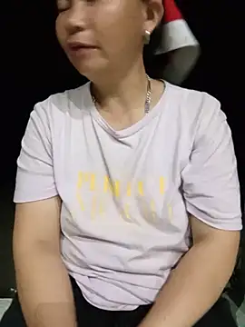 Snapshot of yaja-chan chatting on May 22, 1:50 pm yaja-chan online show from May 22, 1:50 pm