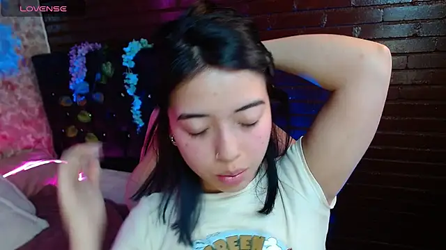 Abril gap online show from July 13, 12:08 pm