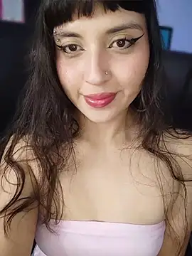 Snapshot of Lubnna chatting on July 25, 5:54 pm Lubnna online show from July 25, 5:54 pm