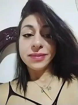 arianna rouse  online show from June 17, 2:14 am