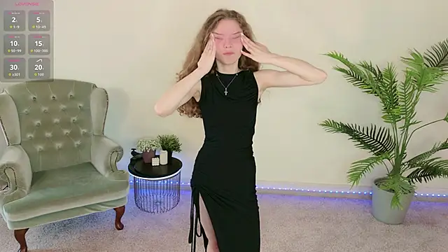 Mila Stain online show from June 9, 7:31 am