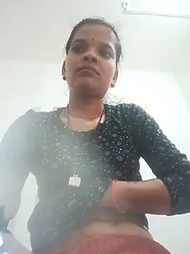 Snapshot of Student_garl_1 chatting on June 16, 12:57 am Student garl 1 online show from June 16, 12:57 am