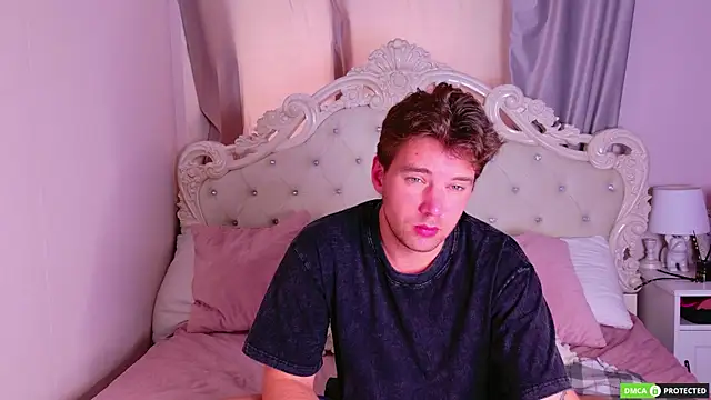 ArthurMeyers online show from May 26, 8:10 am