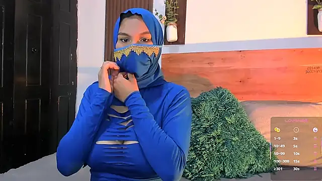 Snapshot of Saida__ chatting on May 9, 1:49 pm Saida online show from May 9, 1:49 pm