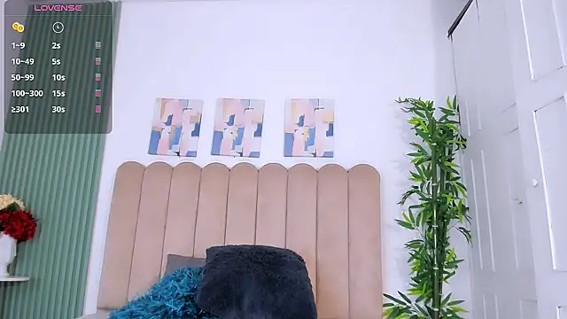 Snapshot of Saida__ chatting on July 11, 1:14 pm Saida online show from July 11, 1:14 pm