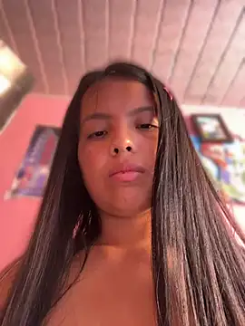 Snapshot of Hanna_Beauty chatting on July 1, 9:03 pm Hanna Beauty online show from July 1, 9:03 pm