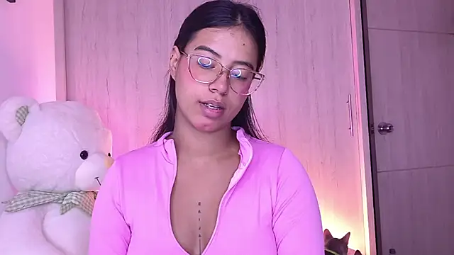 Raven stonee01 online show from July 22, 12:13 am