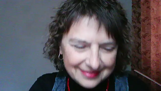 Snapshot of ElizabethGorden chatting on May 31, 9:38 am ElizabethGorden online show from May 31, 9:38 am