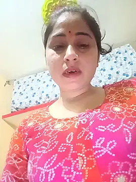 Snapshot of Life_Of_Diya chatting on May 21, 3:19 pm Life Of Diya online show from May 21, 3:19 pm