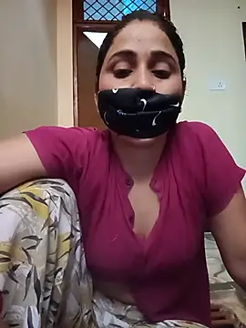 Snapshot of Life_Of_Diya chatting on June 3, 11:24 am Life Of Diya online show from June 3, 11:24 am