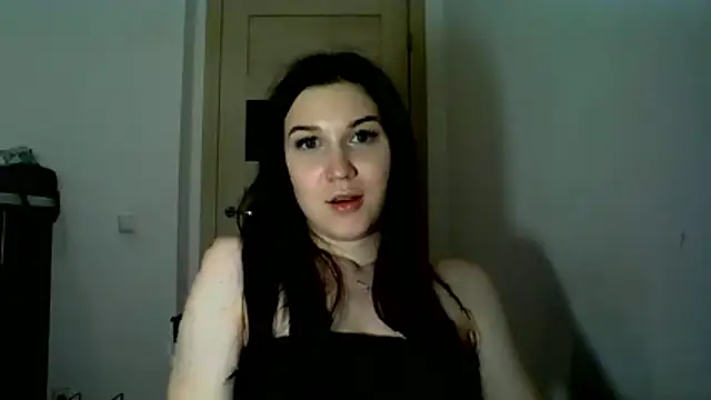 Snapshot of Katiee_Foxi chatting on June 17, 7:48 pm Katiee Foxi online show from June 17, 7:48 pm