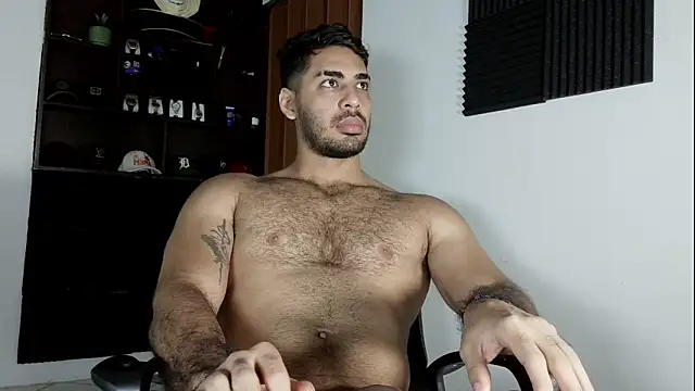 Snapshot of Big_versxxx chatting on June 9, 1:34 pm Big versxxx online show from June 9, 1:34 pm