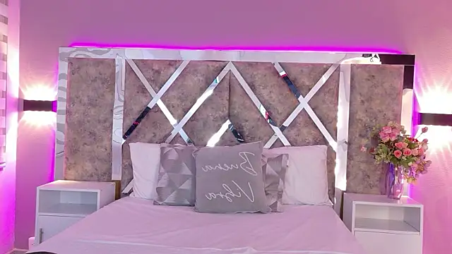 ParisRose  online show from July 15, 7:41 pm