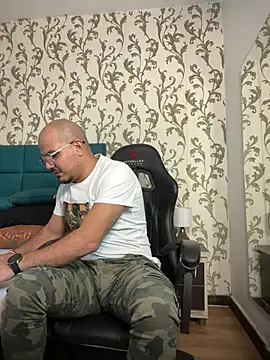 Dante Goldt online show from June 11, 9:46 pm